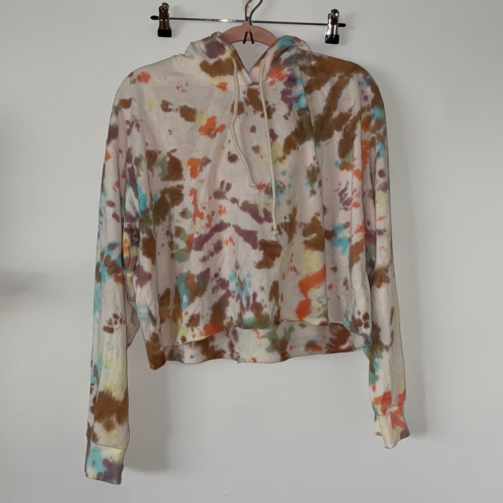 NWOT Cropped Tie Dye Hoodie💕